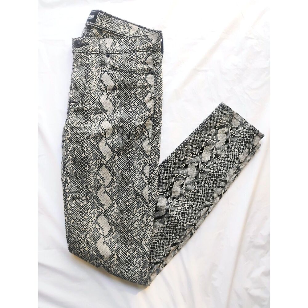 Hudson Nico Mid-Rise Super Skinny Jeans  27 Gray Snake Skin Python Animal Print
